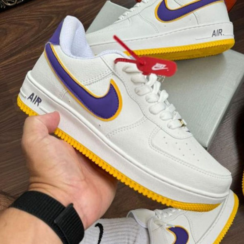 Tênis Air Force 1 - Lakers