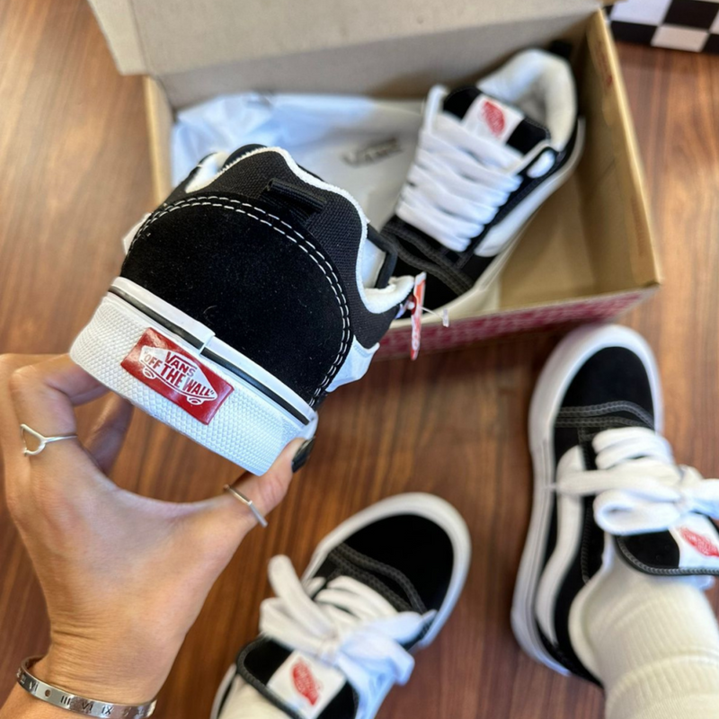 TÊNIS Vans KNU- preto/branco