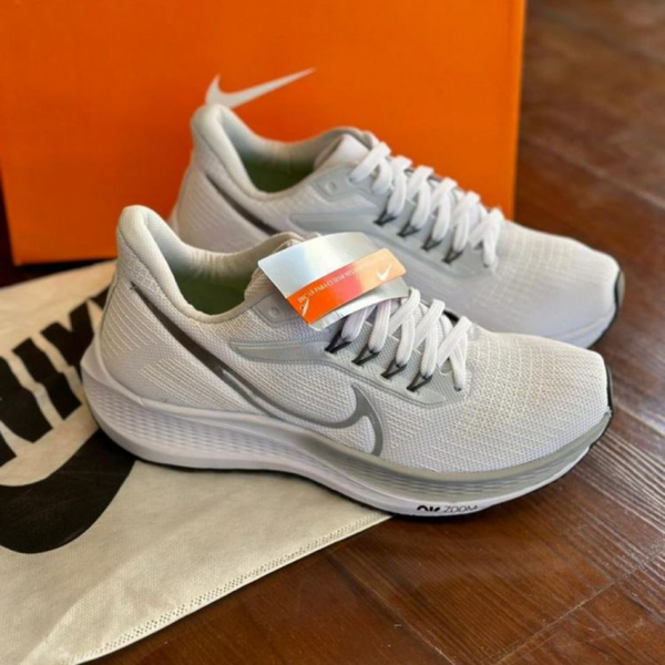 Tênis Air Zoom Esportivo Pegasus - Branco