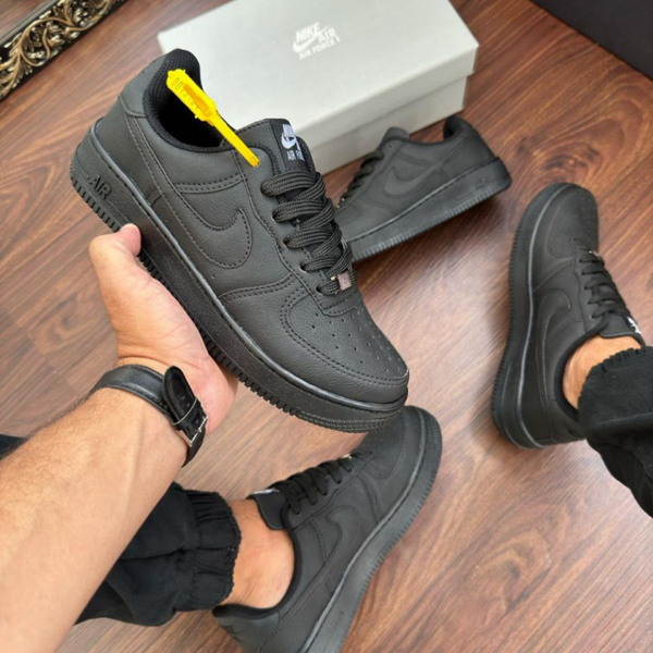 Tênis Air Force 1 - All Black
