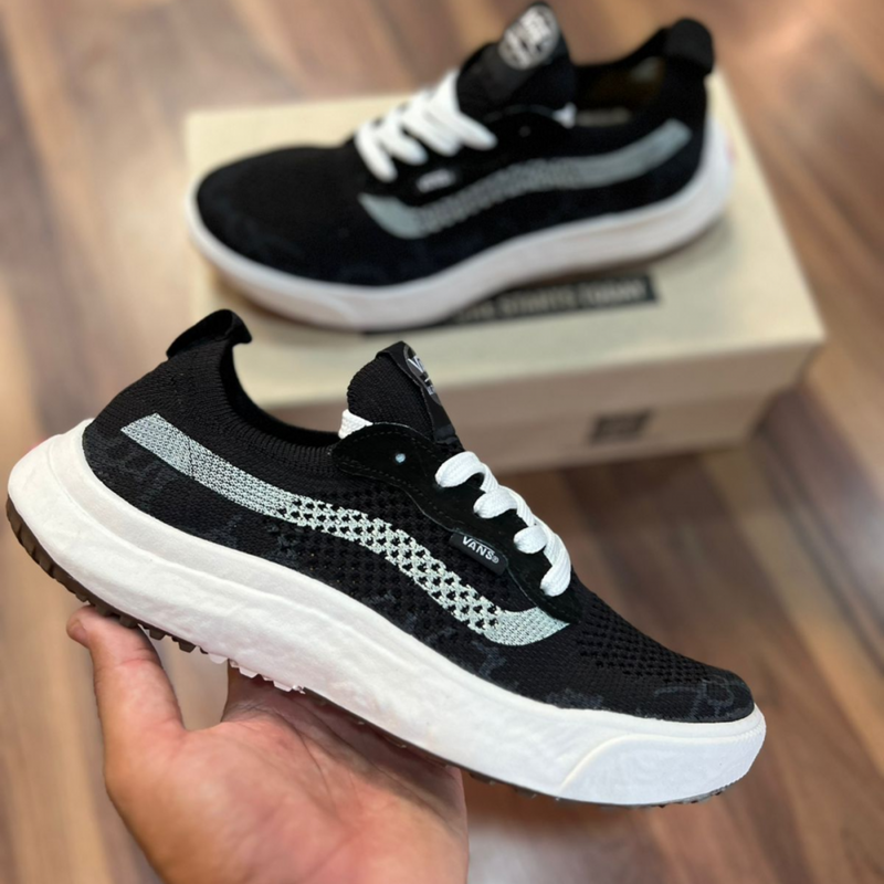 Tênis Ultrarange VR3 - Preto